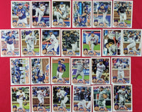 New York Mets 2023 Topps Complete Mint Hand Collated 25 Card Team Set Featuring Rookie Cards of Brett Baty, Kodai Senga, Mark Vientos and Francisco Alvarez