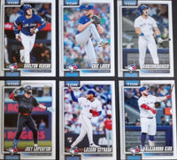 Toronto Blue Jays 2026 Topps Complete Mint Hand Collated 24 Card Team Set Featuring Vladimir Guerrero Jr and George Springer with Rookie Cards of Lazaro Estrada, Kazuma Okamoto and Trey Yesavage Plus