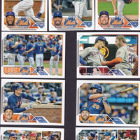 New York Mets 2023 Topps Complete Mint Hand Collated 25 Card Team Set Featuring Rookie Cards of Brett Baty, Kodai Senga, Mark Vientos and Francisco Alvarez
