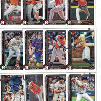 Houston Astros 2025 Topps Complete Mint Hand Collated 21 Card Team Set with Jose Altuve, Jeremy Peña, Yordan Alvarez, Justin Verlander and Rookie Cards of Pedro León, Shay Whitcomb and Zach Dezenzo Plus