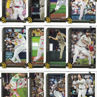 San Diego Padres 2025 Topps Complete Mint 22 Card Team Set Featuring Manny Machado, Yu Darvish, Xander Bogaerts, Fernando Tatis Jr with Rookie Cards of Sean Reynolds and Brandon Lockridge Plus