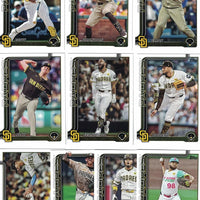San Diego Padres 2025 Topps Complete Mint 22 Card Team Set Featuring Manny Machado, Yu Darvish, Xander Bogaerts, Fernando Tatis Jr with Rookie Cards of Sean Reynolds and Brandon Lockridge Plus