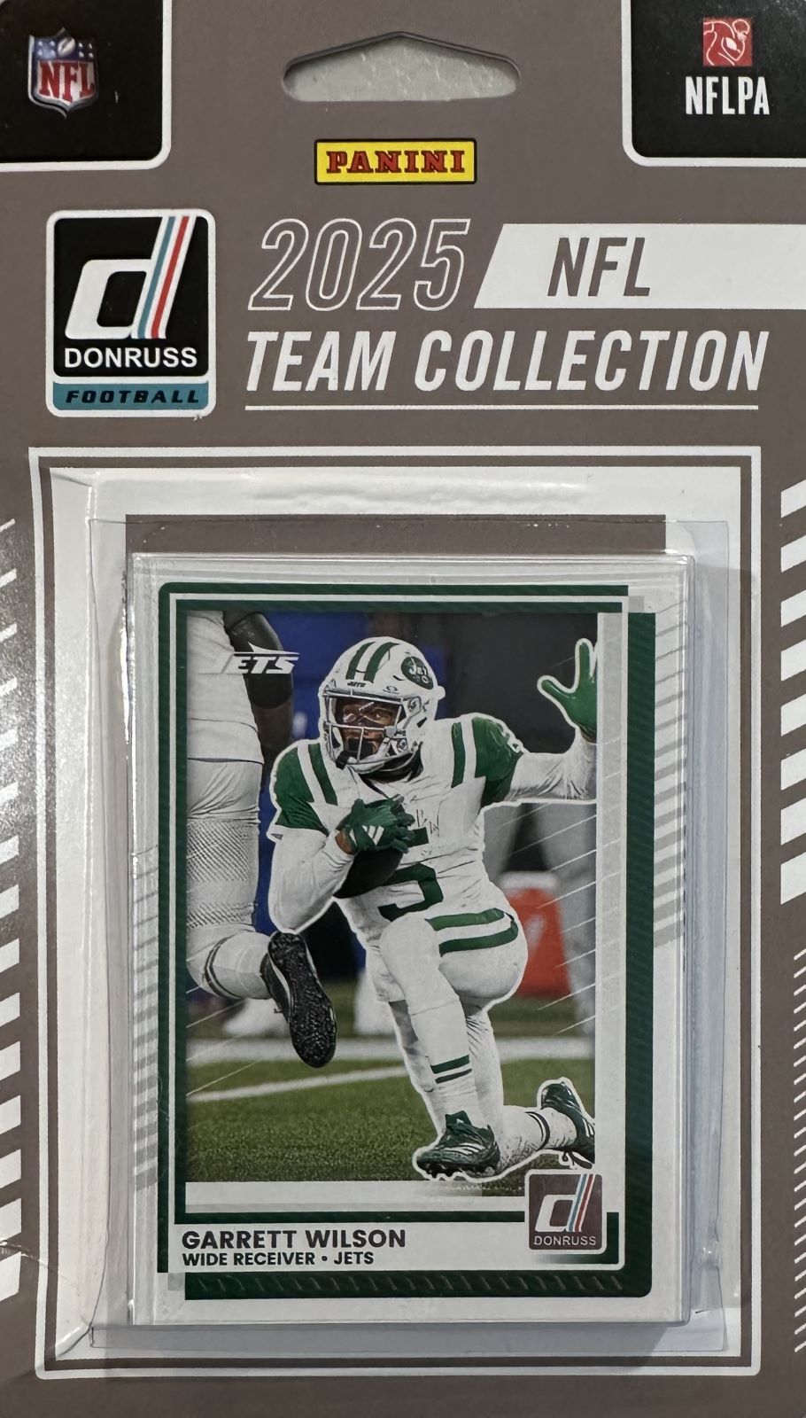 New York Jets 2025 Donruss Factory Sealed 13 Card Team Set Featuring Garrett Wilson and Justin Fields with 3 Rated Rookie Cards Plus