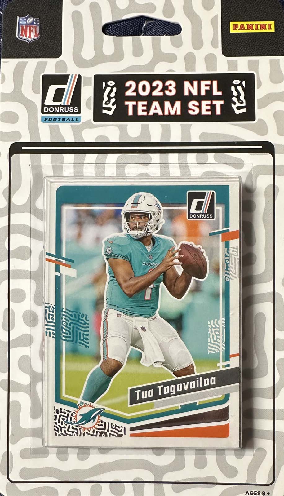 Miami Dolphins 2023 Donruss Factory Sealed Team Set with Tua Tagovailoa and Tyreek Hill plus Cam Smith and Devon Achane Rated Rookie Cards