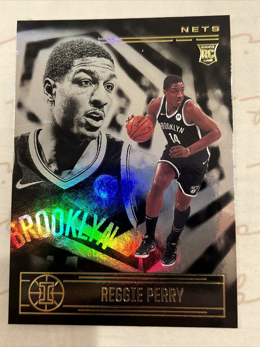 Reggie Perry 2020 2021 Panini  Illusions Series Mint Rookie Card #184