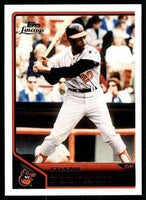 Frank Robinson 2011 Topps Lineage Series Mint Card #182
