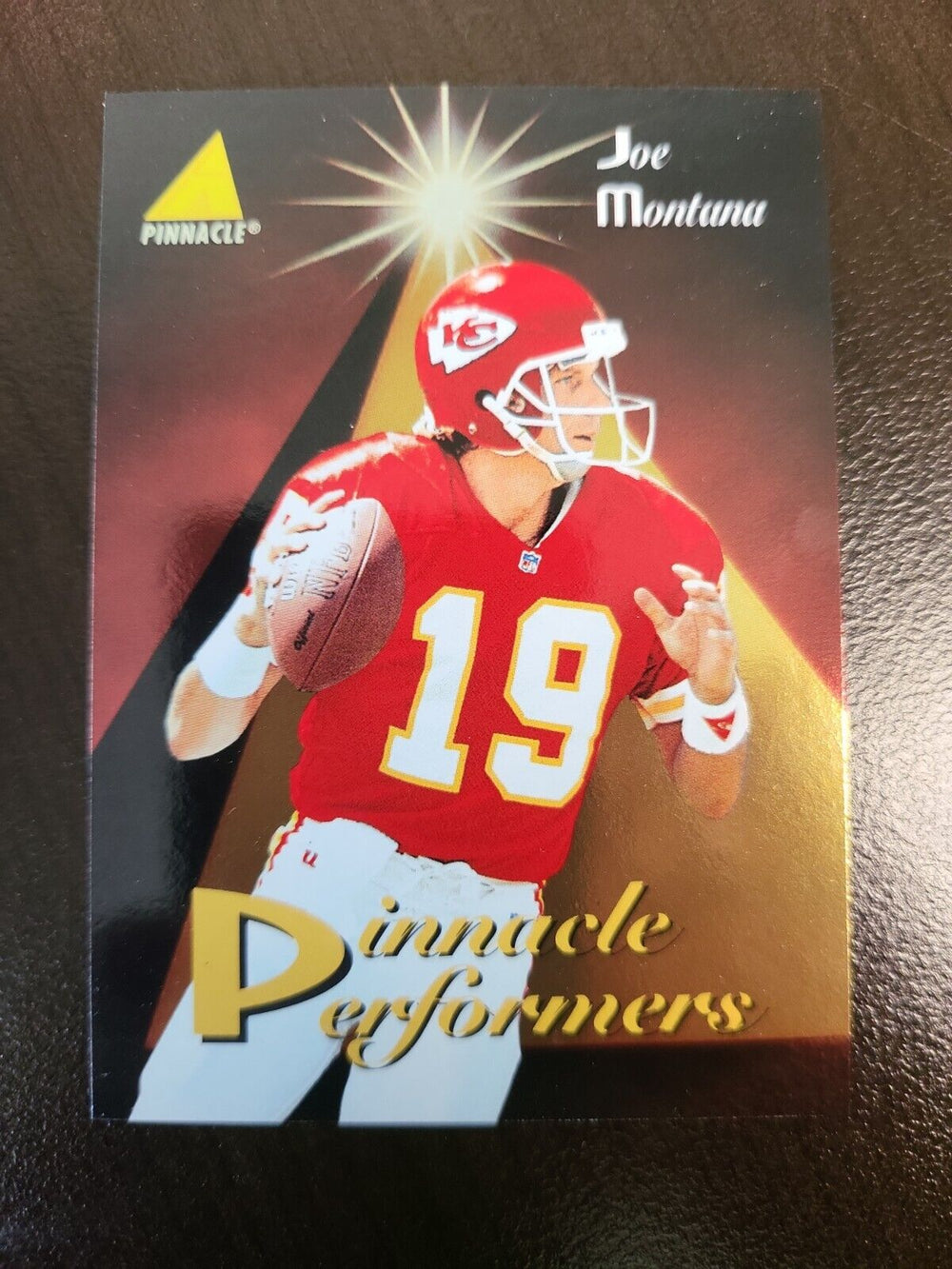 Joe Montana 1994 Pinnacle Performers Series Mint Card #PP11