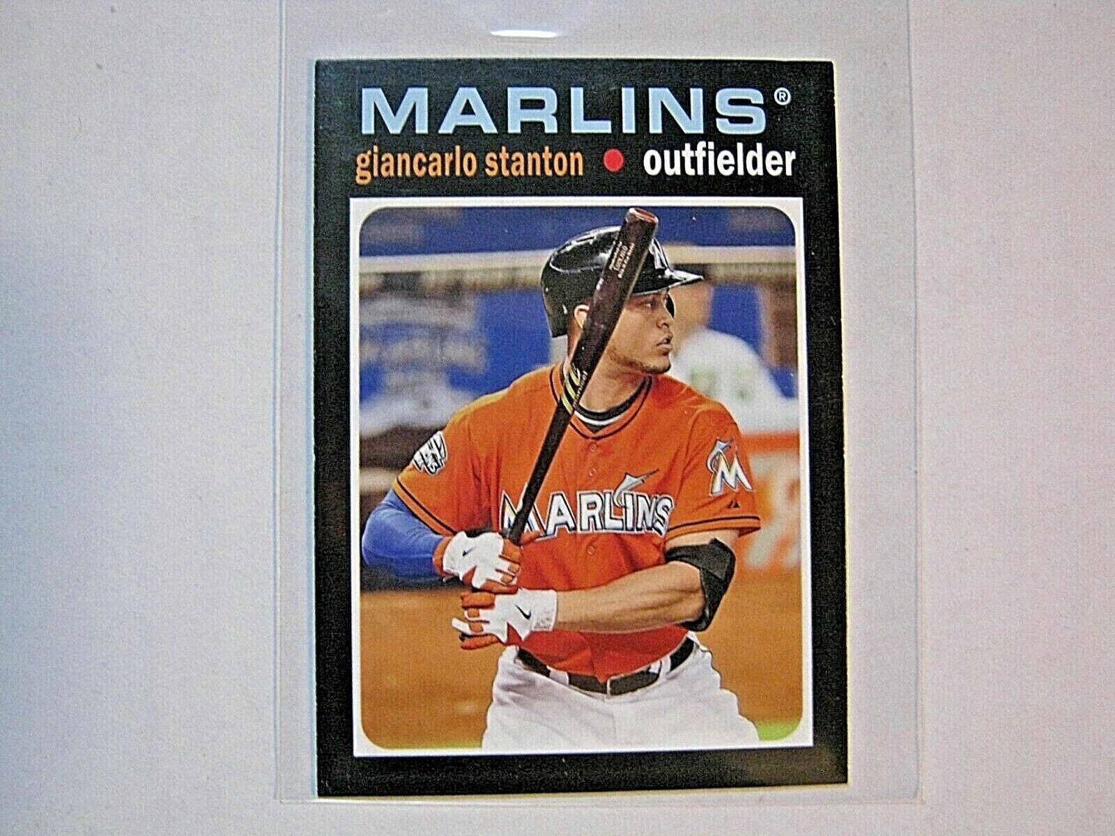 GIANCARLO STANTON 2022 TOPPS Heritage Baseball Card 