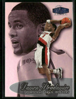 Damon Stoudamire 1998 1999 Flair Showcase Row 3 Mint Card #49
