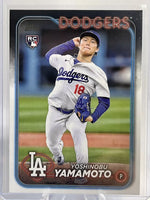 Yoshinobu Yamamoto 2024 Topps Mint Card #553
