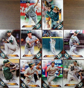 Oakland Athletics 2016 Topps Complete Series One and Two Regular Issue 22 card team set with Josh Reddick, Sonny Gray plus