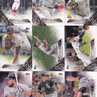 Chicago White Sox 2016 Topps Complete 19 Card Team Set with Jose Abreu and Carlos Rodon Future Stars Plus