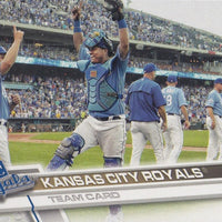 Kansas City Royals 2017 Topps Complete Series One and Two Regular Issue 21 card Team Set with Eric Hosmer, Salvador Perez, Lorenzo Cain plus