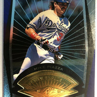 Mike Piazza 1998 SPx Finite Power Explosion Radiance #717/1000 made Series Mint Card #31