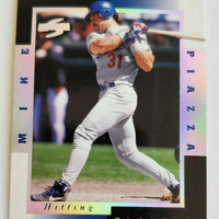 Mike Piazza 1997 Score Complete Players Series Mint Card #5B