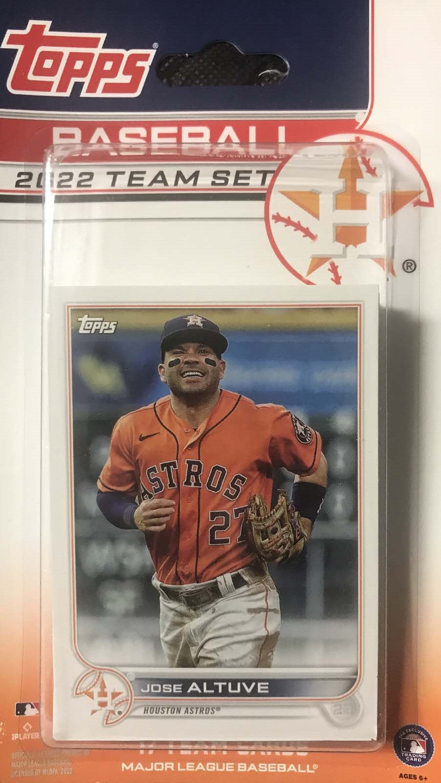 Houston Astros 2022 Topps Factory Sealed 17 Card Team Set  World Series Champions!!