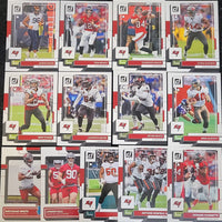Tampa Bay Buccaneers 2022 Donruss Factory Sealed Team Set with Tom Brady and Rated Rookie Cards of Logan Haii and Rachaad White