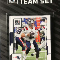New England Patriots 2022 Donruss Factory Sealed Team Set with Mac Jones Plus Rated Rookie cards of Tyquan Thorton, Bailey Zappe and Pierre Strong Jr.
