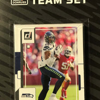 Seattle Seahawks 2022 Donruss Factory Sealed Team Set with a Rated Rookie Card of Kenneth Walker III Plus 3 Other Rookies