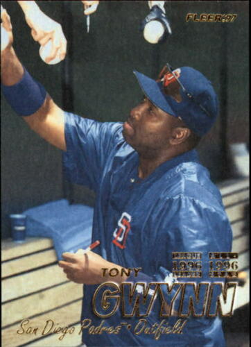 TONY GWYNN 1984 Fleer 301 Baseball Card San Diego Padres 