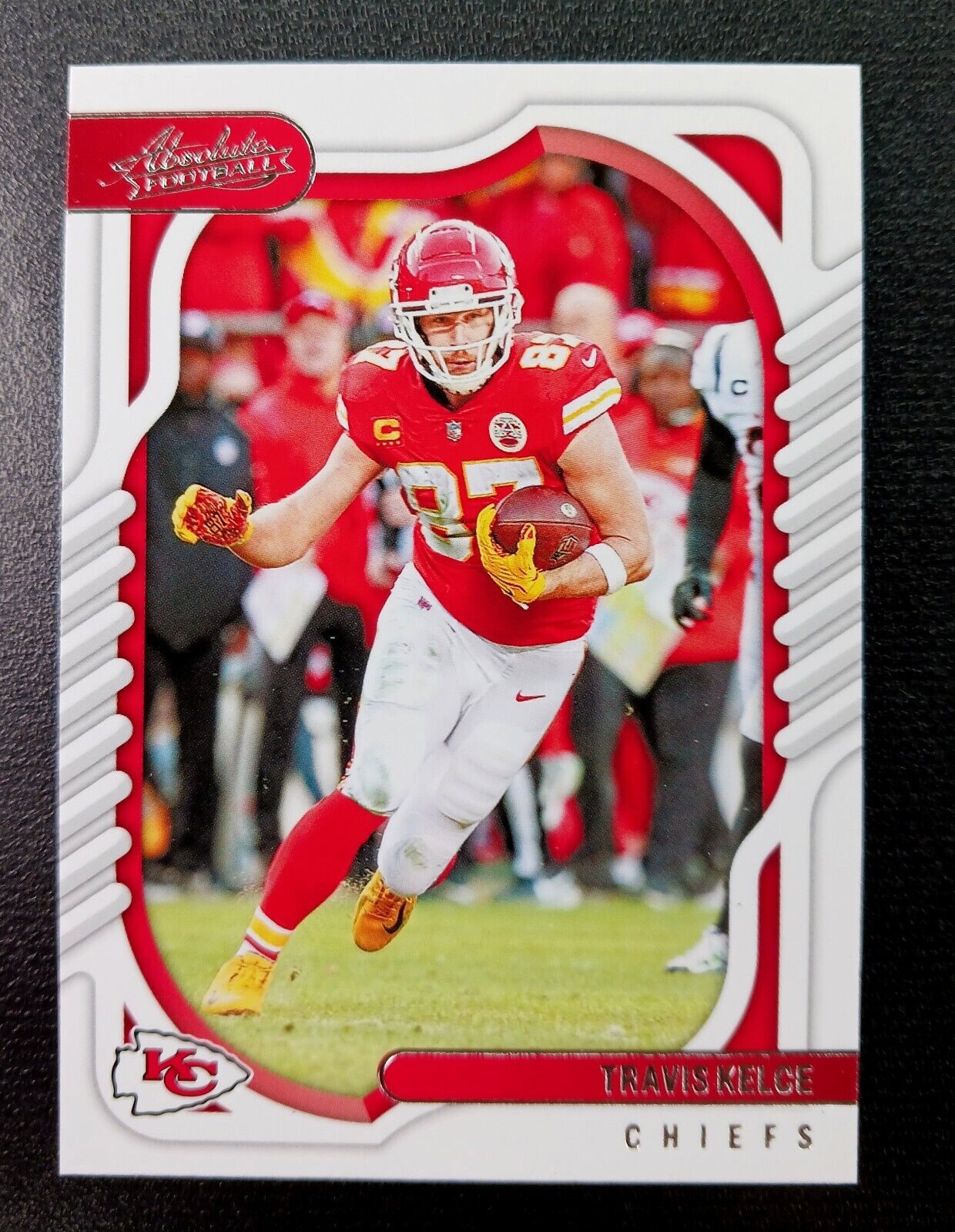 Travis Kelce 2022 Panini Absolute Series Mint Card #37