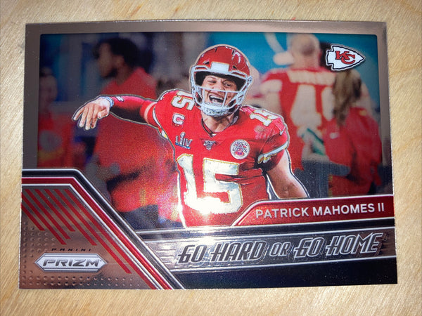 Patrick Mahomes Chronicles Pink - 2020 Panini Chronicles Football #47 Chiefs