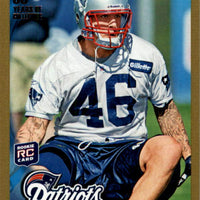 Aaron Hernandez 2010 Topps Gold Parallel Mint ROOKIE Card #96.  SERIAL #1188/2010 MADE!