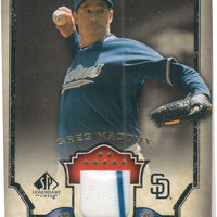 Greg Maddux 2008 SP Legendary Cuts "Destined for History" Game Used Jersey  (White with a blue stripe)